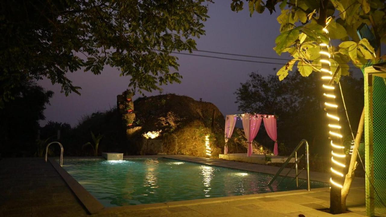 Yogi'S Retreat Villa Alibag Bagian luar foto